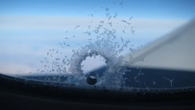 El agujerito que hay en las ventanillas de los aviones.