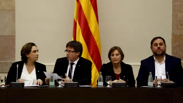 Ada Colau, Carles Puigdemont, Carme Forcadell y Oriol Junqueras.