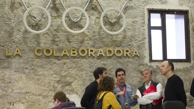 Santisteve visita la sede de Zaragoza Activa