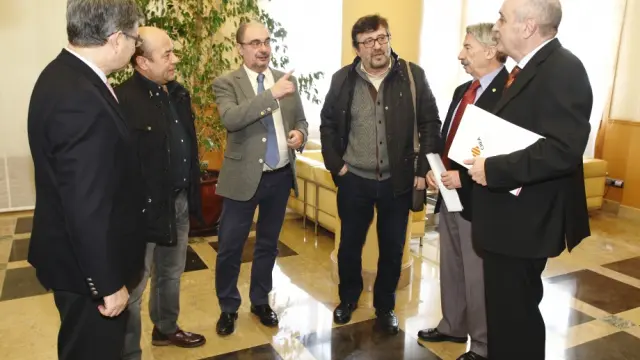Los dirigentes de CEOE-Aragón, Cepyme, UGT-Aragón y CC.OO se han reunido este viernes con Javier Lambán.