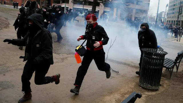 Se han producido enfrentamientos entre la Policía y los activistas.