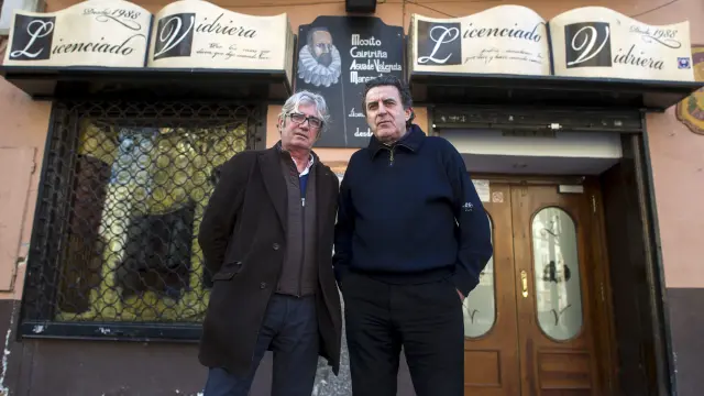 Juanjo Hervías y Mario Meneses, propietarios del Licenciado Vidriera.