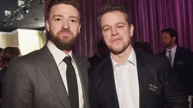 Justin Timberlake junto a Matt Damon en el  almuerzo de los Óscar.