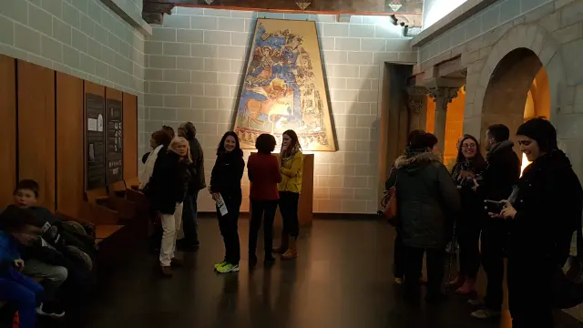 Algunos de los visitantes del museo.