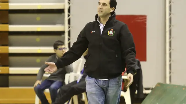 Imagen del entrenador del Magia de Huesca