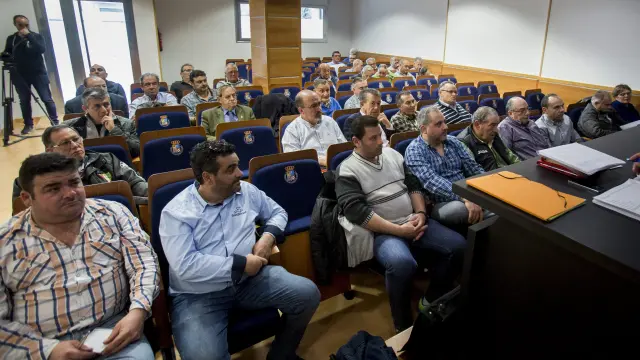 Imagen de la reunión de clubes mantenida en la Federación Aragonesa de Fútbol.