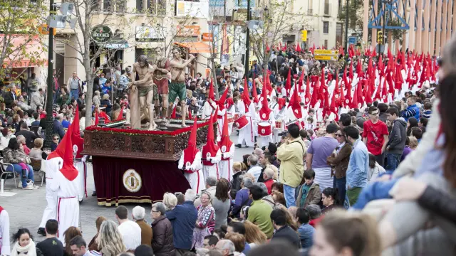 Los tambores de La Columna, que este año también celebran aniversario, el pasado Santo Entierro.
