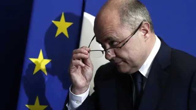 El ministro del Interior de Francia tras anunciar su dimisión