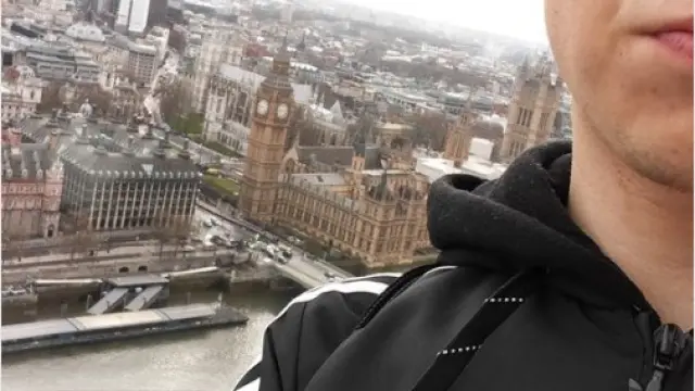 Un español atrapado en el London Eye durante más de media hora
