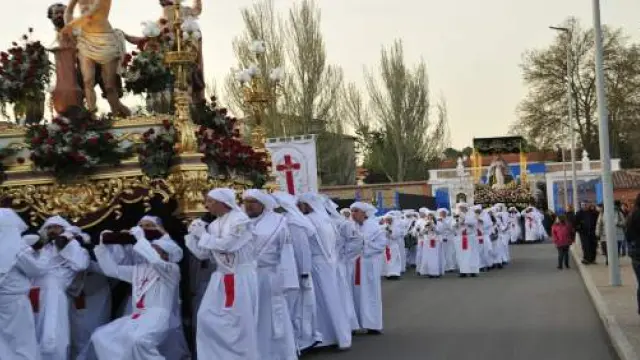 Hermandad de Jesús atado a la Columna en procesión a la cárcel de Teruel