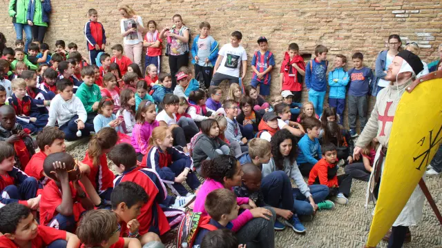 Alrededor de 350 escolares de Primaria han visitado el castillo.