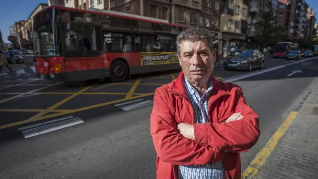 José María Medina en la avenida de Valencia, que considera un punto negro.