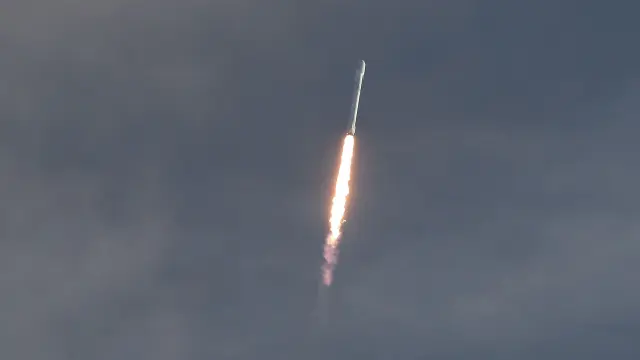 Lanzamiento del Falcon 9.
