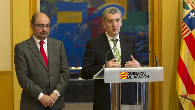 Firma del Convenio entre el Gobierno de Aragón y la Fundación Amancio Ortega.