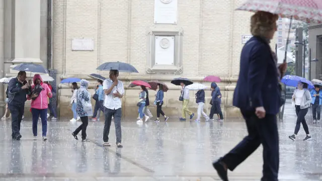 Un día de lluvia en Zaragoza
