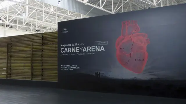 Cartel del nuevo proyecto artístico de Iñárritu, 'Carne y arena'.