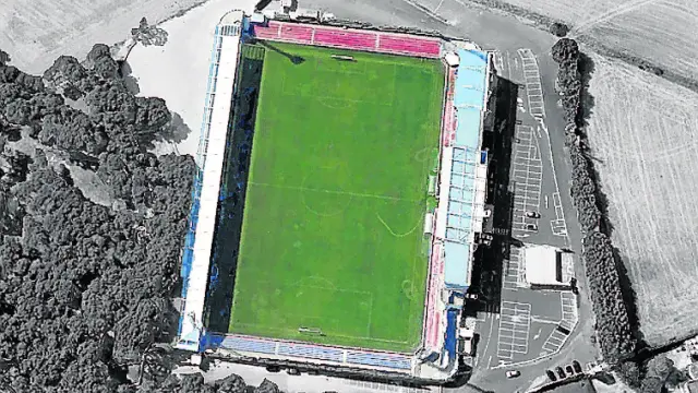 El estadio de El Alcoraz desde un plano cenital