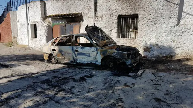 Arden 4 coches en 10 días en Épila