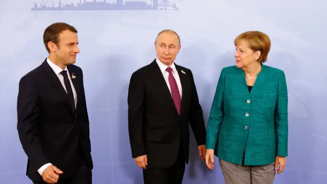 Merkel, Macron y Putin.