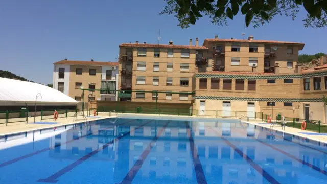 En la piscina municipal de Híjar, un niño de 10 años sufrió un ahogamiento.