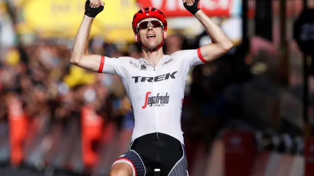 Mollema logra su primer triunfo en el Tour.