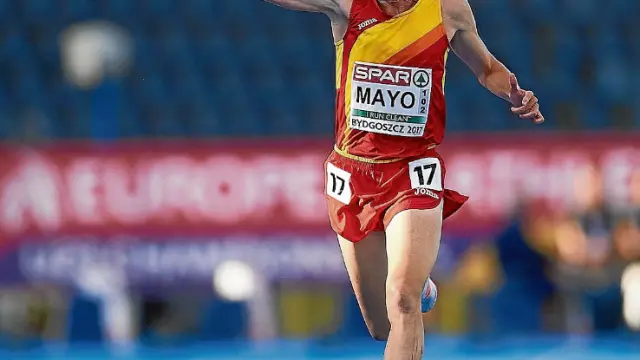 Mayo celebra la medalla de oro en 10.000 metros durante el reciente Europeo sub 23.