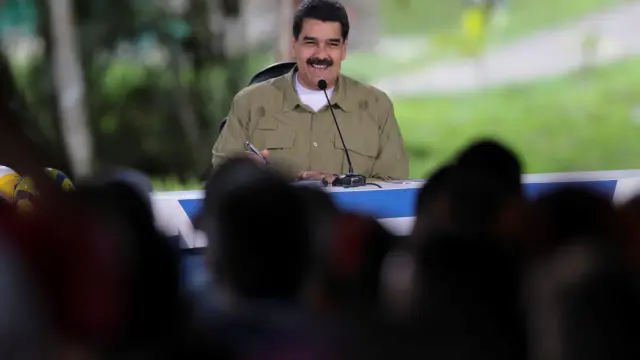 El presidente Maduro explicó que unas 20 personas disfrazadas de militares irrumpieron este domingo en el fuerte Paramacay