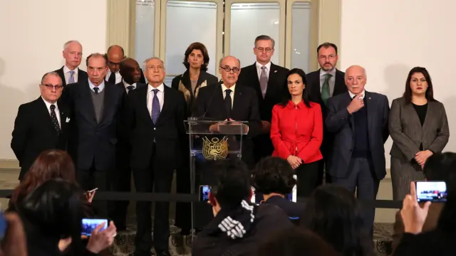 Los ministros de Exteriores y representantes de doce países americanos se han reunido en Lima.