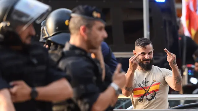 Choque entre ultraderechistas y antifascistas en Barcelona