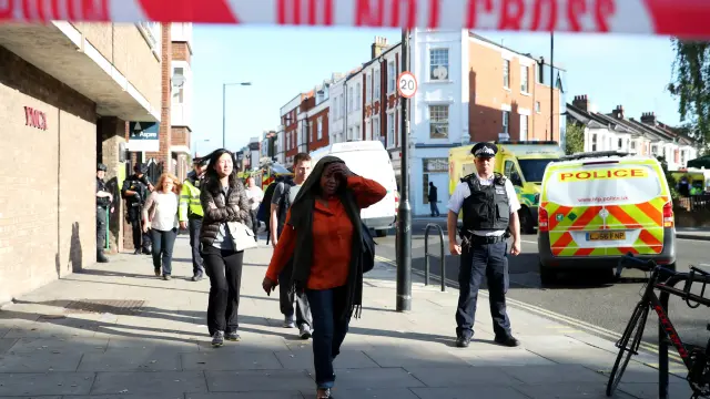 "La gente corría por la estación cubierta de sangre", según un testigo del atentado del Metro de Londres.