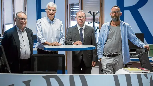 Carlos Sauras, Antonio Angulo, Virgilio Sagüés y José Naranjo, en la nueva redacción integrada de HERALDO.