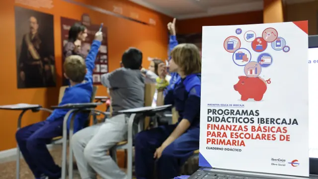 Ibercaja organiza también programas didácticos de finanzas para escolares.