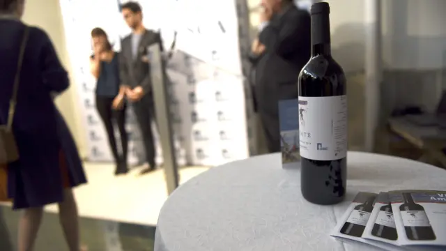 Acto de presentación del vino amigo de Atades Huesca