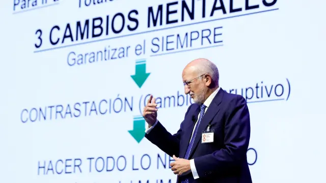 El presidente de Mercadona durante la inauguración del 32 congreso de Aecoc, en el Palacio de Congresos de Valencia.
