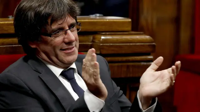El presidente catalán Carles Puigdemont en la sesión del Parlament de este jueves