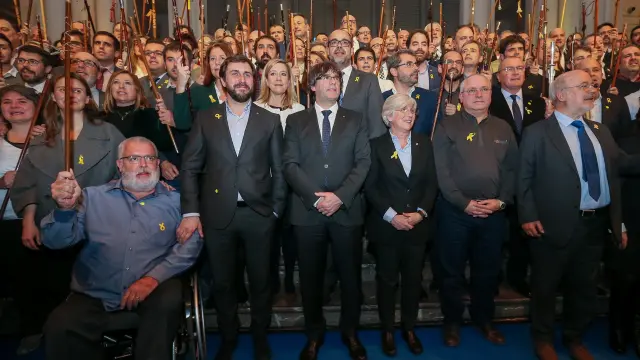 Puigdemont ha reaparecido públicamente en Bruselas en un acto organizado por unos 200 alcaldes independentistas