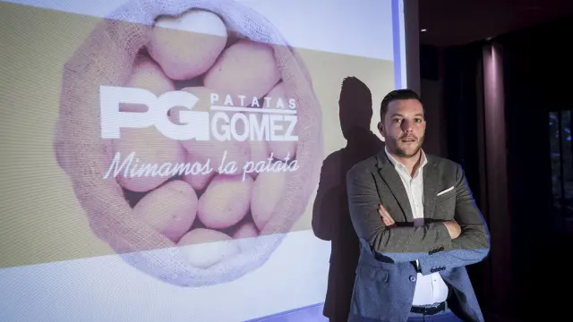 Eduardo Gómez, propietario de Patatas Gómez, en la presentación de las novedades de la empresa aragonesa