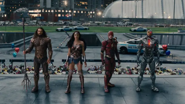 El esperado estreno de 'La liga de la justicia' reúne a todos los superhéroes.