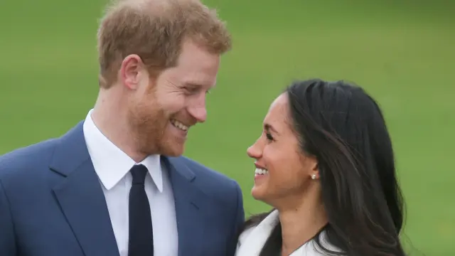 La Casa Real británica anunció el lunes el compromiso entre el príncipe Enrique y la actriz estadounidense Megan Markle.