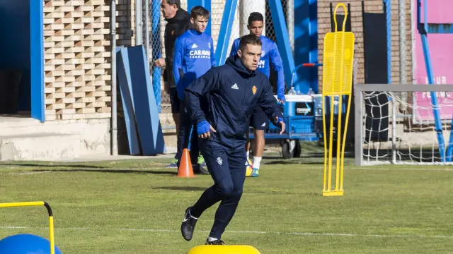 Pombo, en un ejercicio en la Ciudad Deportiva del Real Zaragoza.