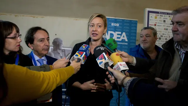 Marta Gastón, consejera de Economía, Industria y Empleo, en la convención de ADEA.