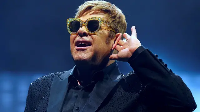 El cantante Elton John durante una de sus actuaciones.