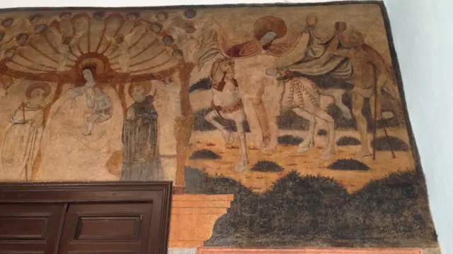 Parte de la pintura mural restaurada