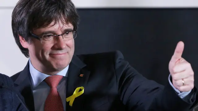 Carles Puigdemont celebra los resultados de las elecciones catalanas del 21D