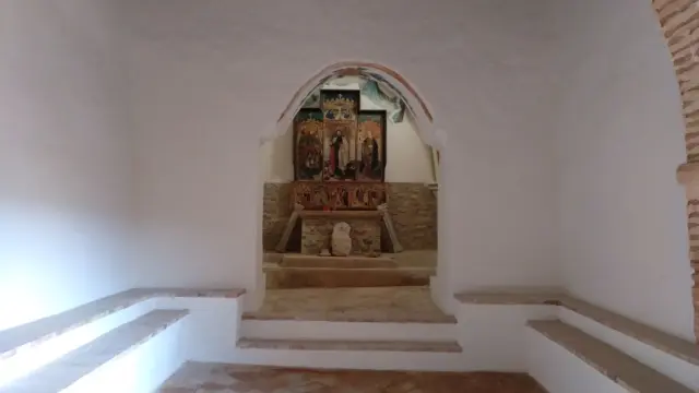 Interior de la ermita de San Bartolomé.
