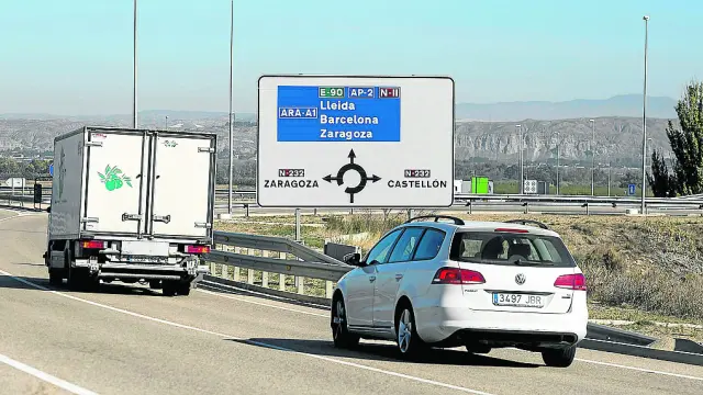La explotación de la autopista autonómica es ruinosa al no atraer ni el 50% del tráfico previsto.