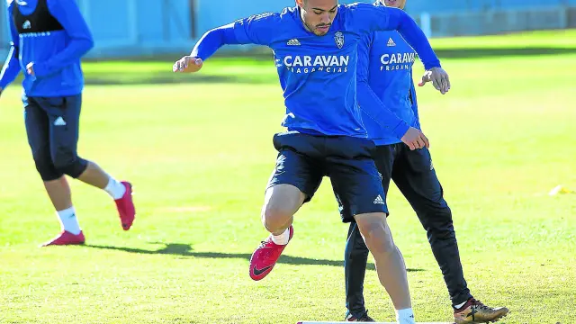 Vinícius, en el entrenamiento de ayer del Real Zaragoza.