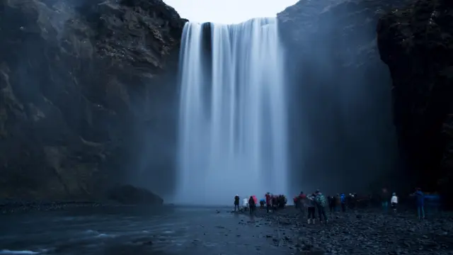 Cascadas, géiseres y auroras boreales son los principales valores naturales que busca el turista en Islandia.