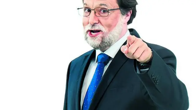 Raúl Pérez parodia a Mariano Rajoy en 'El show de nuestro presidente'