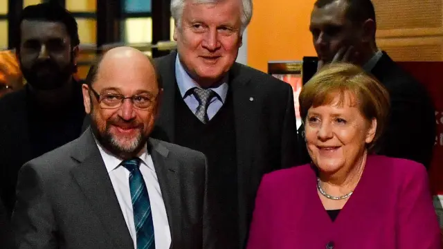 Merkel y Schulz durante las negociaciones.